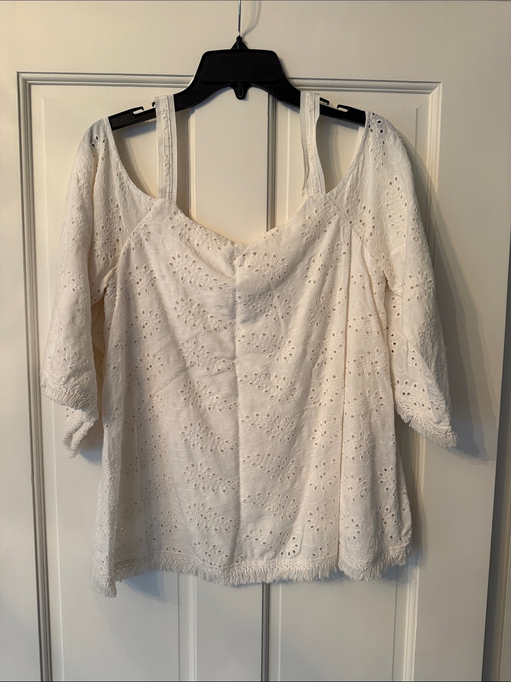 Democracy White Eyelet Cold-Shoulder Blouse